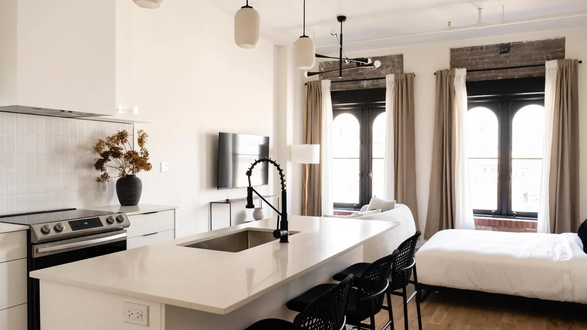 Maison Place Jacques-Cartier By Luxury In Transit Montreal