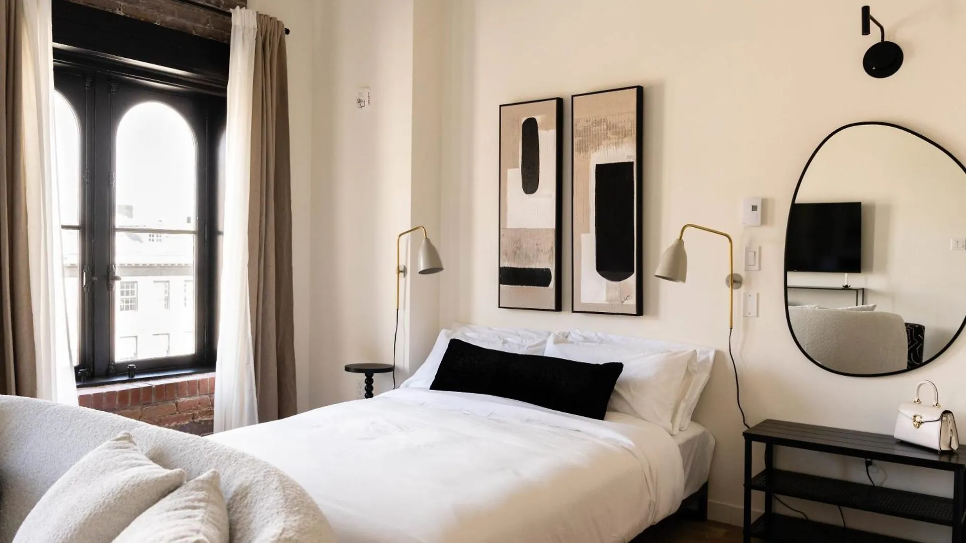 Maison Place Jacques-Cartier By Luxury In Transit Montreal