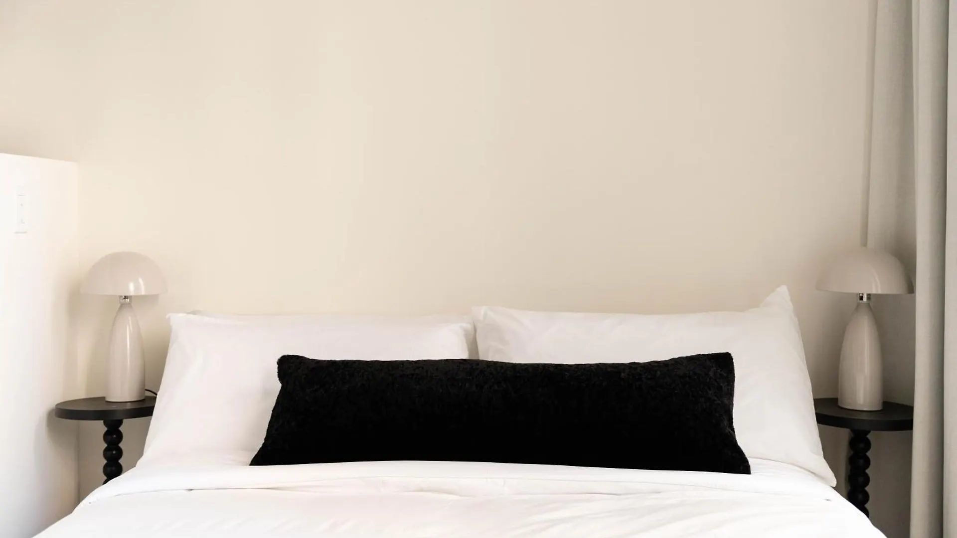 Maison Place Jacques-Cartier By Luxury In Transit Montreal Apartment