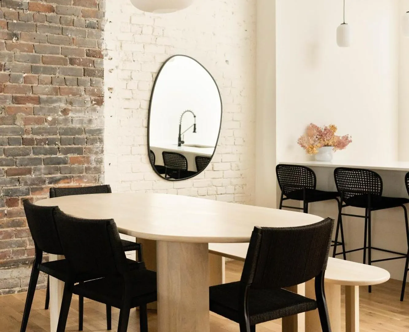 Apartment Maison Place Jacques-Cartier By Luxury In Transit Montreal Canada