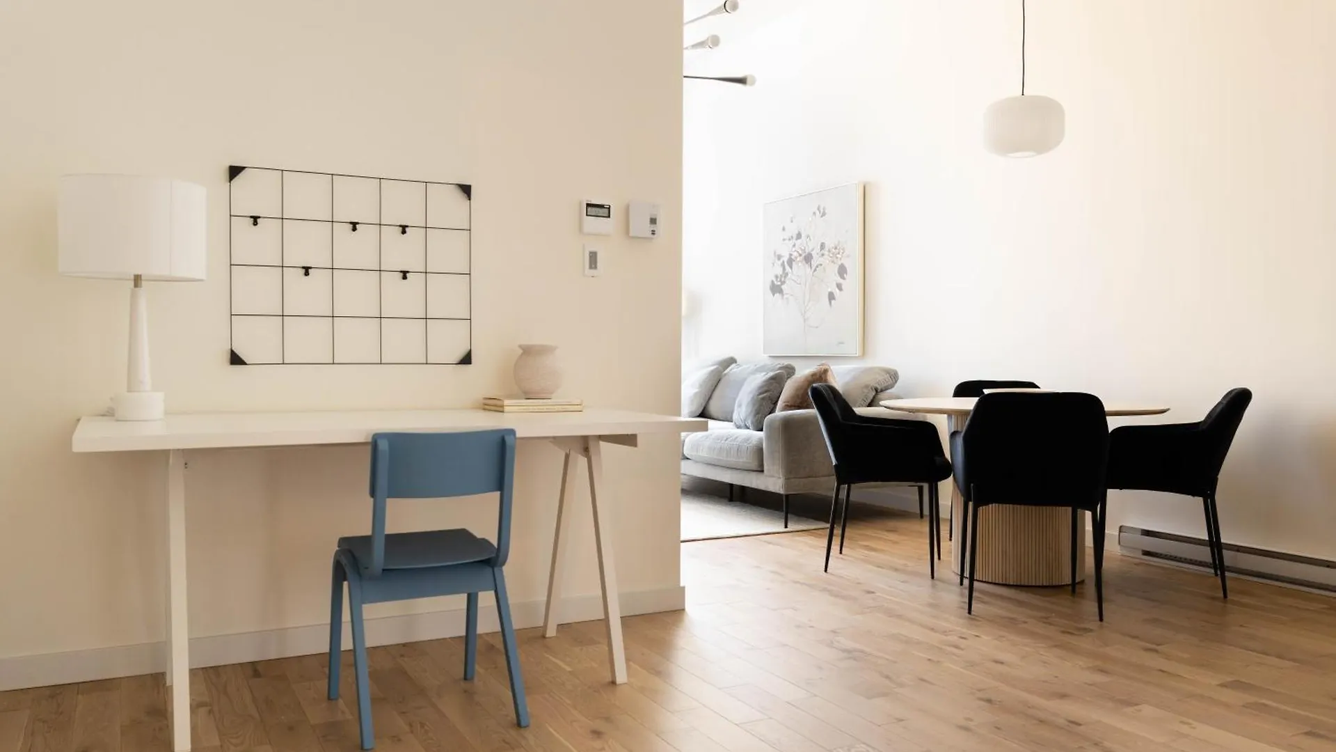 Maison Place Jacques-Cartier By Luxury In Transit Montreal Apartment