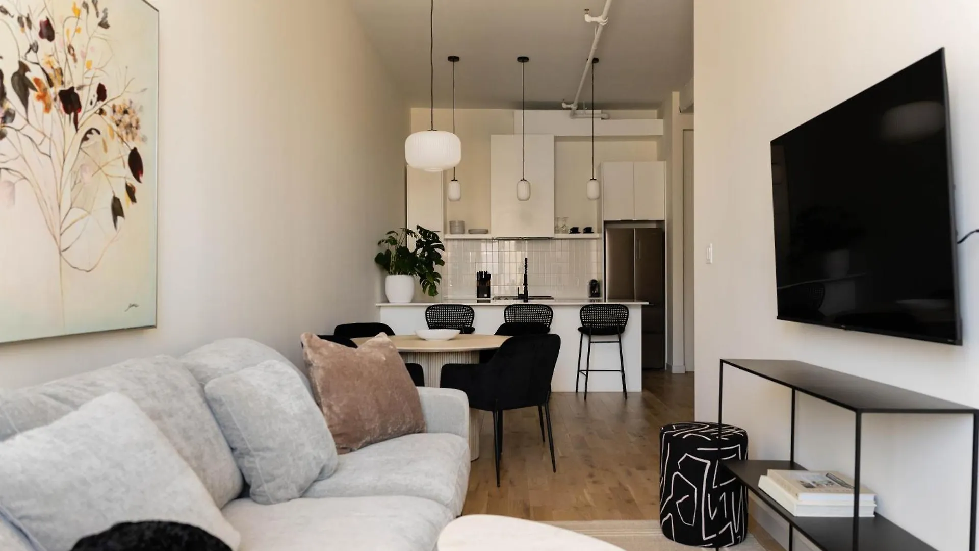 Maison Place Jacques-Cartier By Luxury In Transit Montreal Apartment