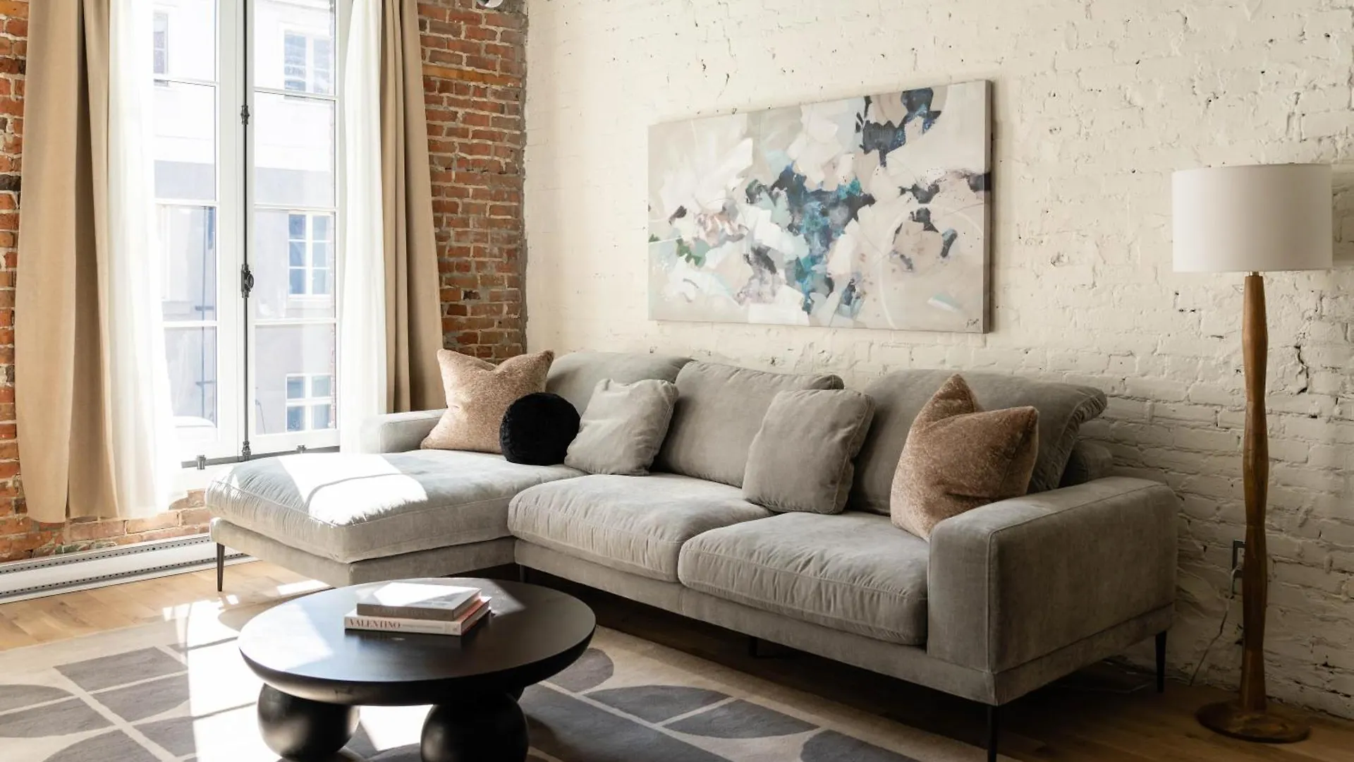 Maison Place Jacques-Cartier By Luxury In Transit Montreal